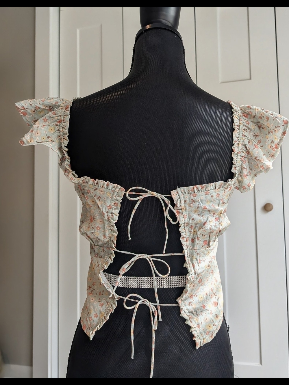 Good Luck Gem Summer Cotton Blend Crop Top with Open Back - Picture 2 of 4